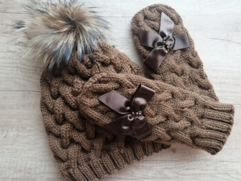 Komplekts ar pīnēm brūns