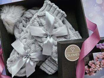 Komplekts gaiši pelēks