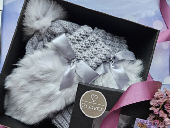 Komplekts gaiši pelēks