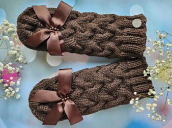 Dūraiņi ar pīnēm brūni