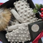 Komplekts ar bumbiņām krēmīgs